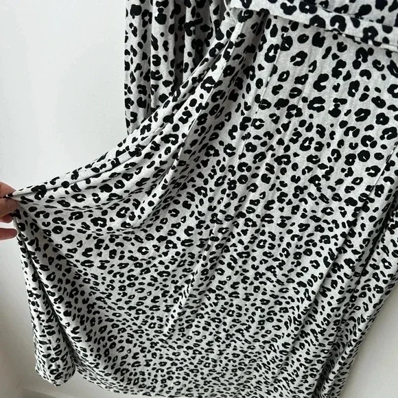 Loft balloon sleeve animal print dress - Picture 13 of 13